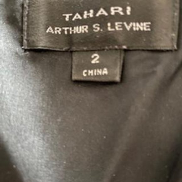 Tweed and Leather Dress - Picture 4 of 4